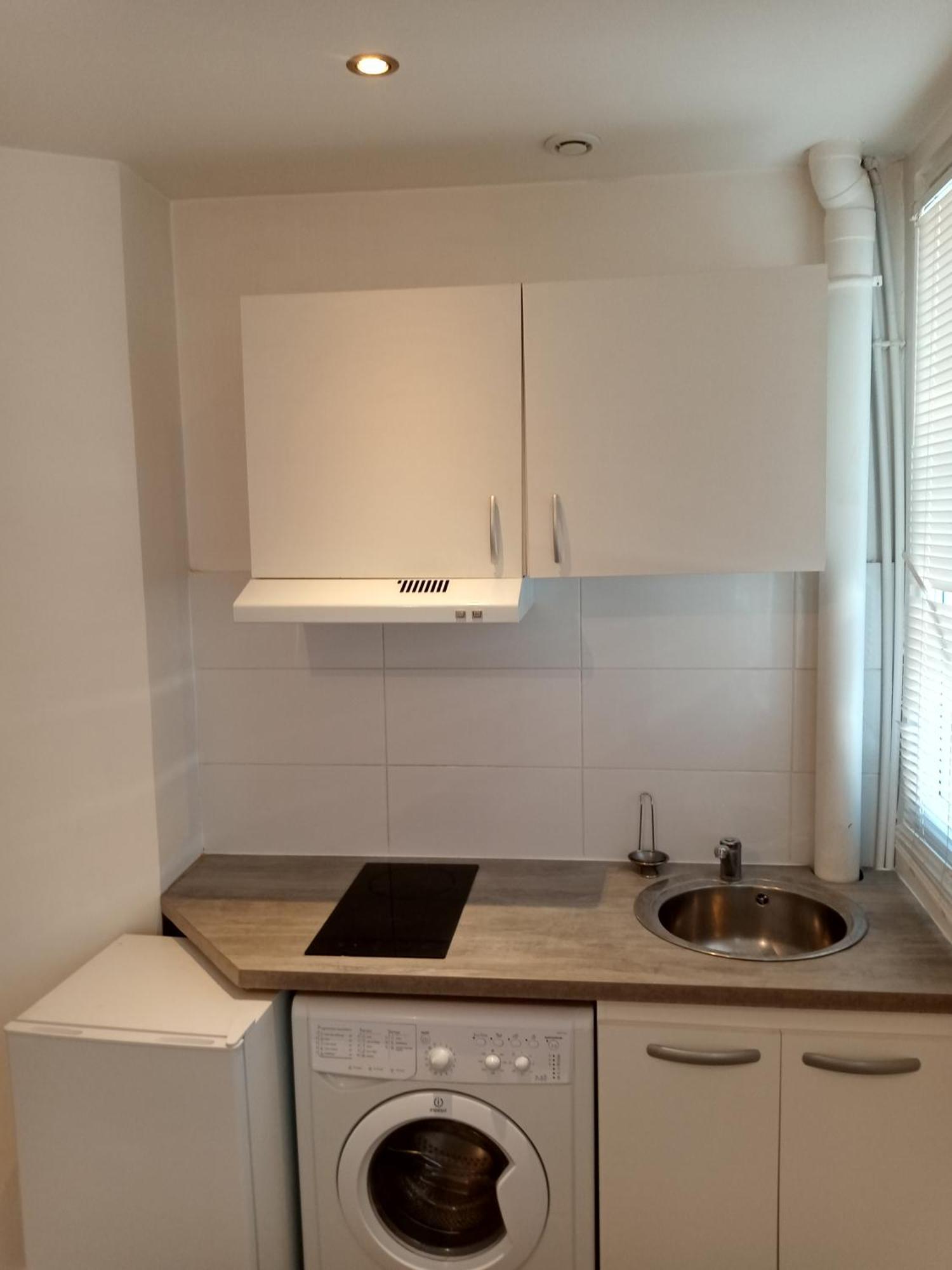 Joli Apartment Clichy Exterior photo